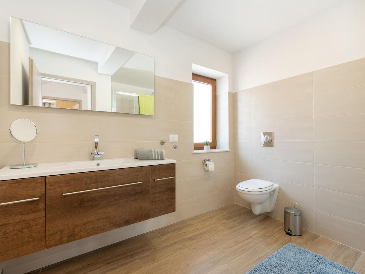 Tranquil Holiday Home In Labin With Private Swimming Pool Kültér fotó