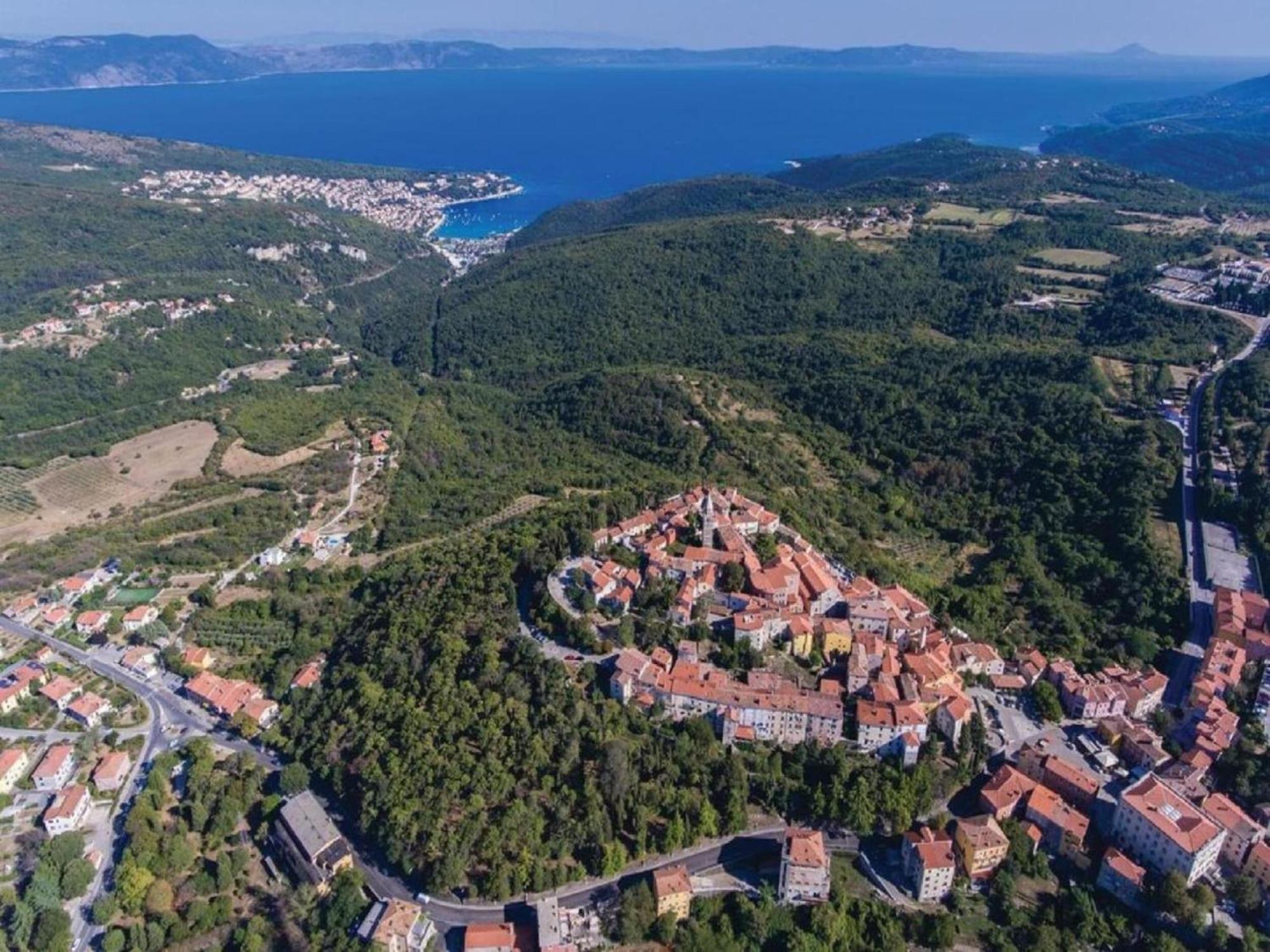 Tranquil Holiday Home In Labin With Private Swimming Pool Kültér fotó